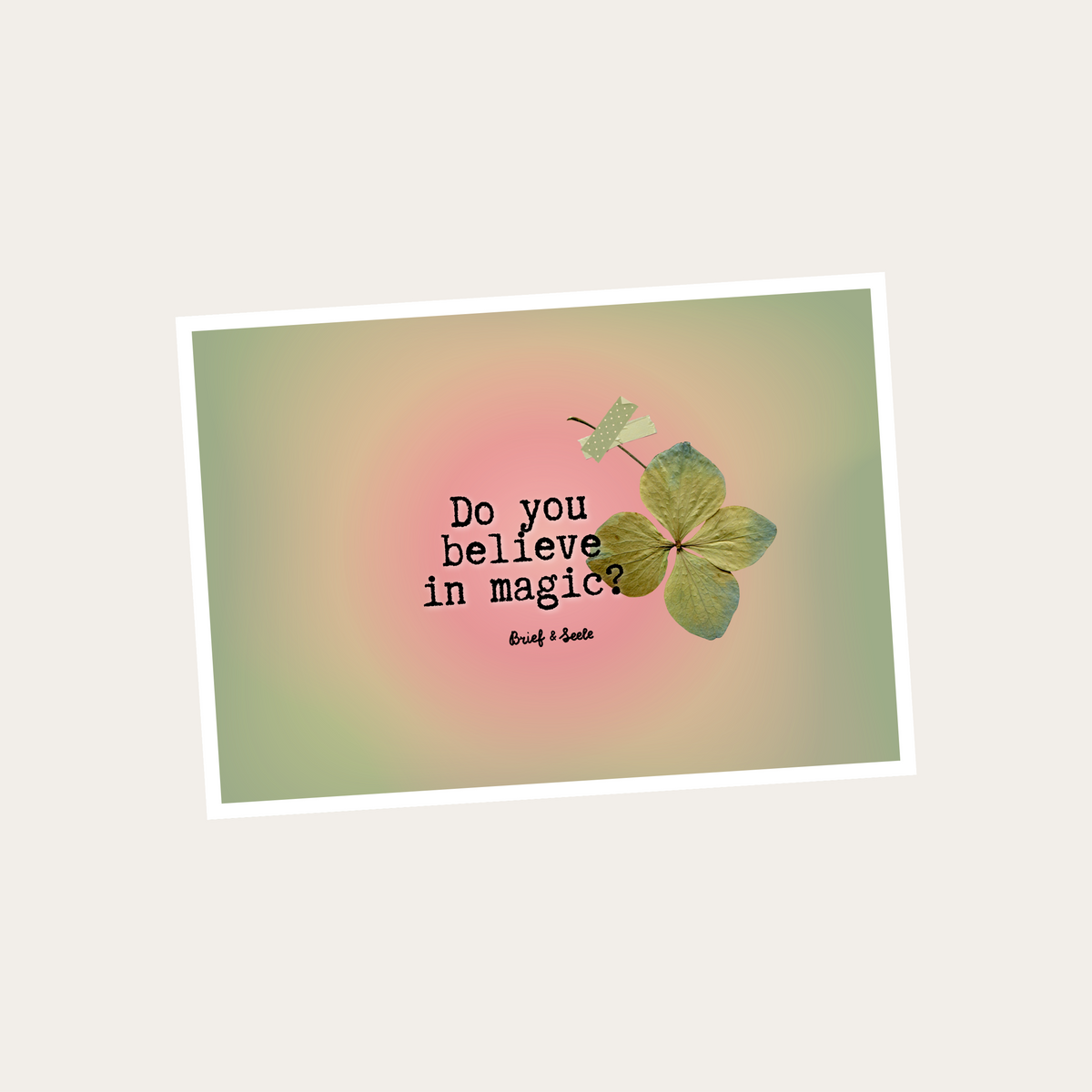 Postkarte "do you believe in magic"